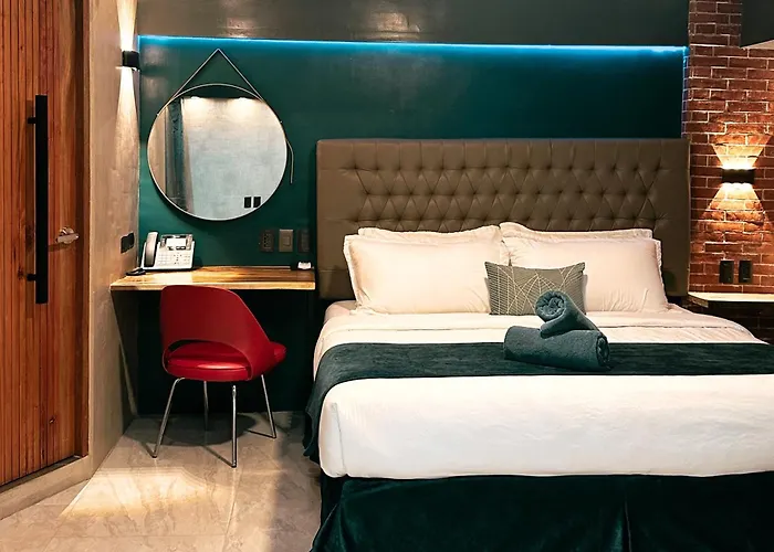 Blue Tulip - With Jacuzzi 4*